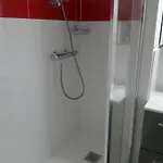 Le Set بورنيك